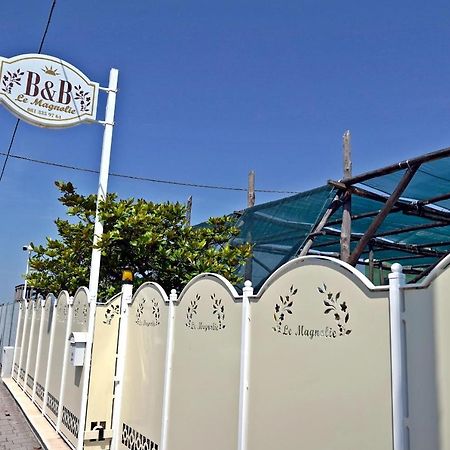 B&B Le Magnolie بومبيي المظهر الخارجي الصورة